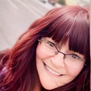 Meet your Posher, Tina